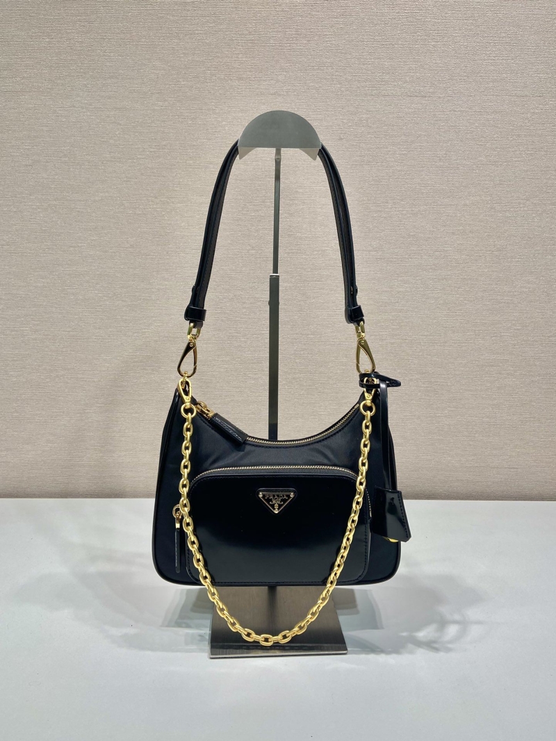 Pra*a hobo bags